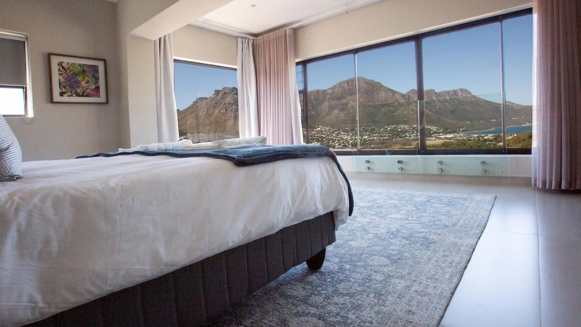 Holiday home Hout Bay Luxury Home Cape Town